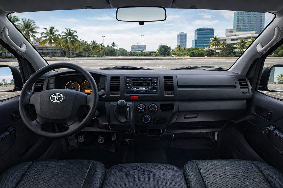 Toyota Hiace - Image 6