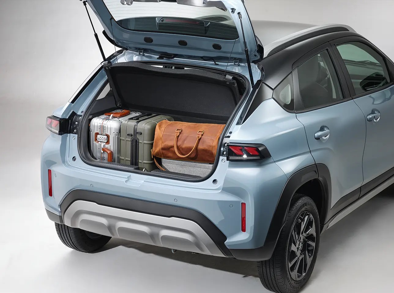 Suzuki Fronx - Image 2