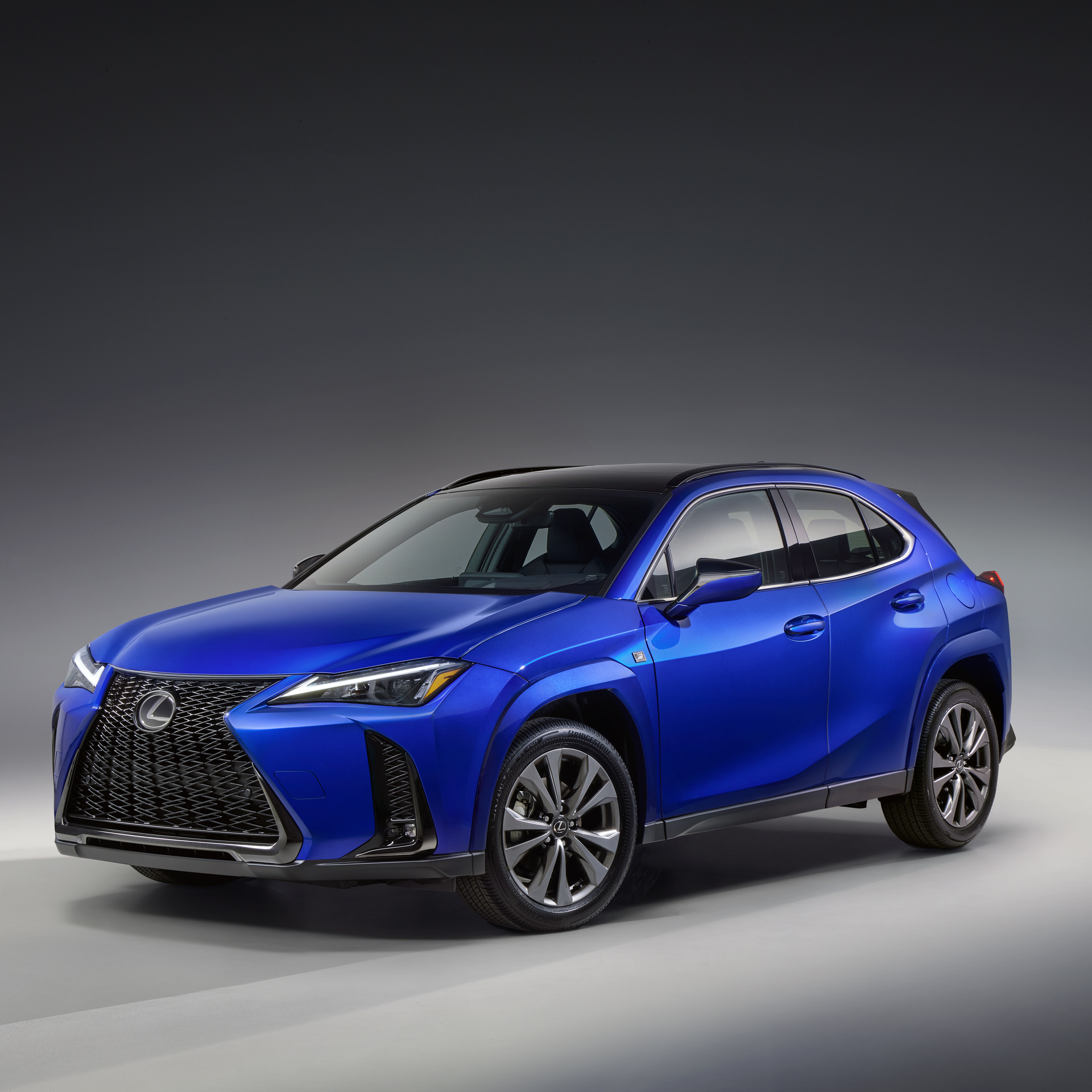 Lexus UX - Image 2