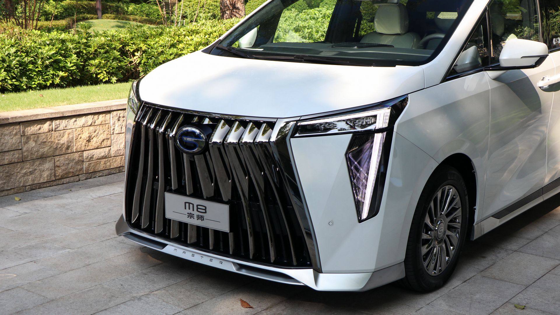 GAC M8 - Image 2