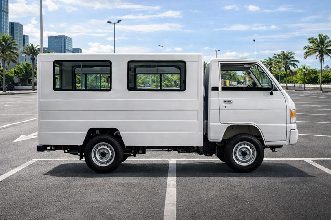 Mitsubishi L300 - Image 2