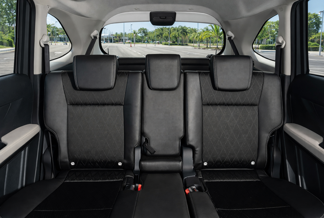Toyota Veloz - Image 5