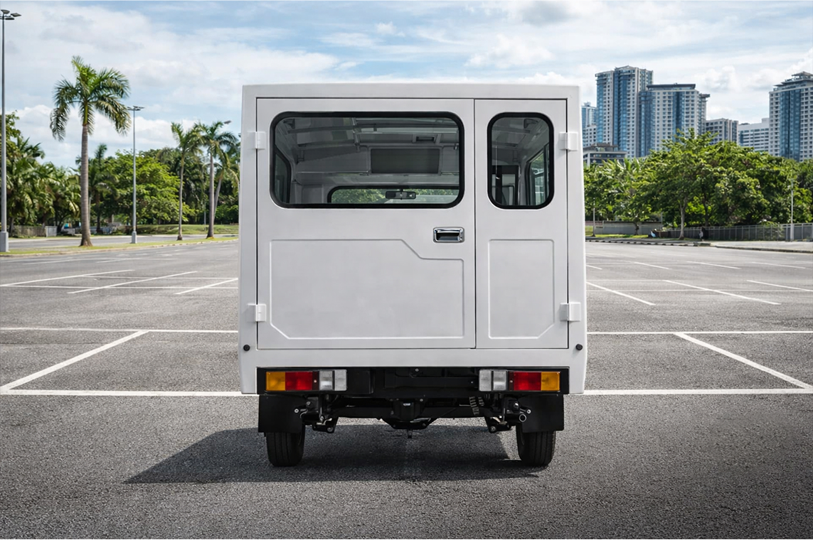 Mitsubishi L300 - Image 3