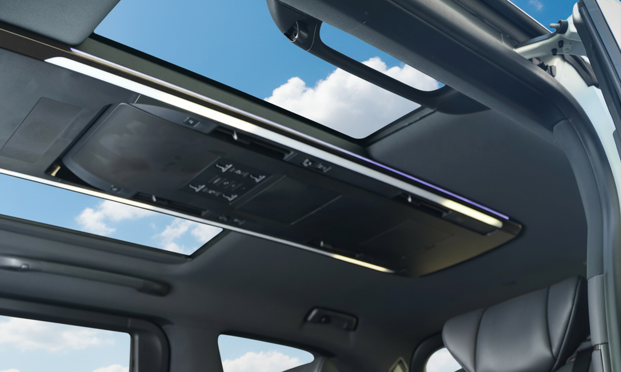 Toyota Alphard - Image 5
