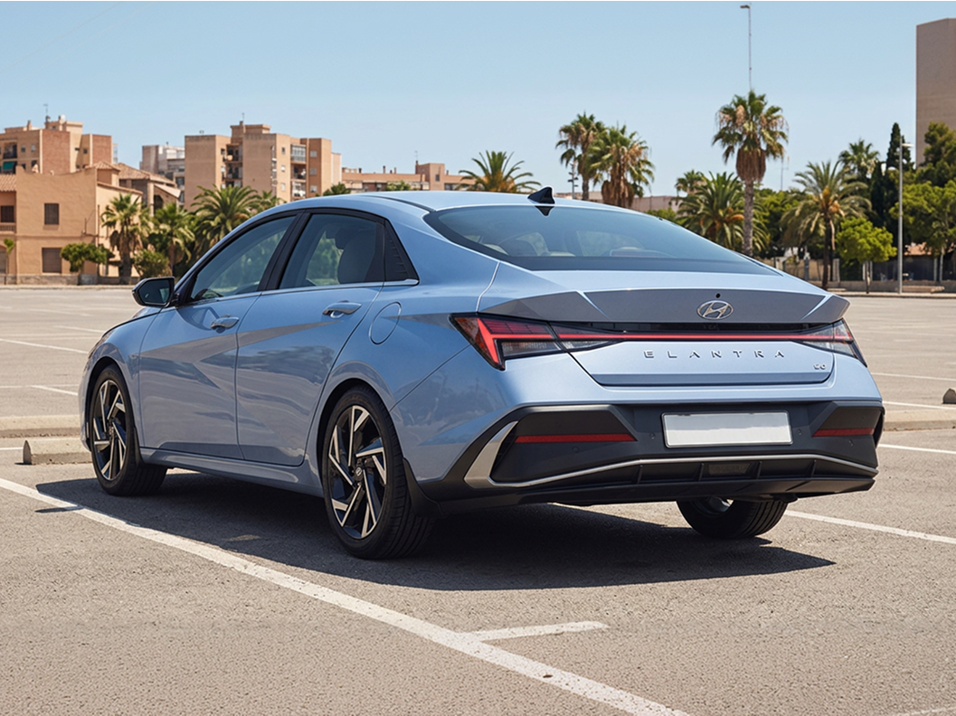 Hyundai Elantra - Image 3