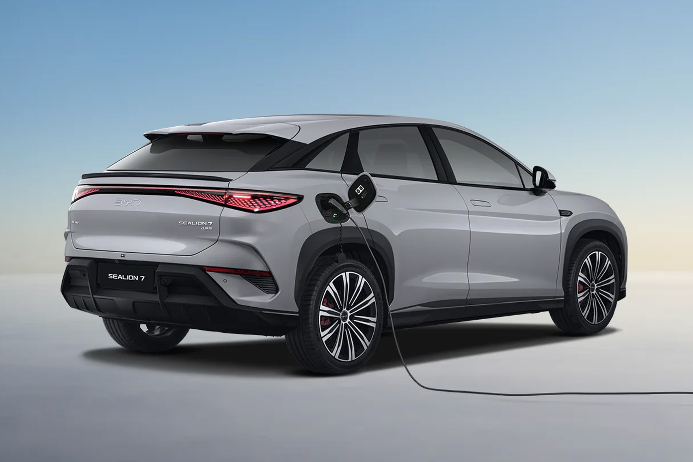 BYD Sealion 7 - Image 2