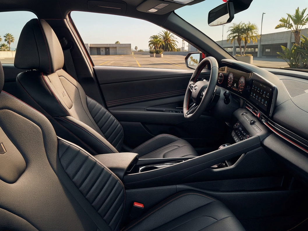 Hyundai Elantra - Image 4