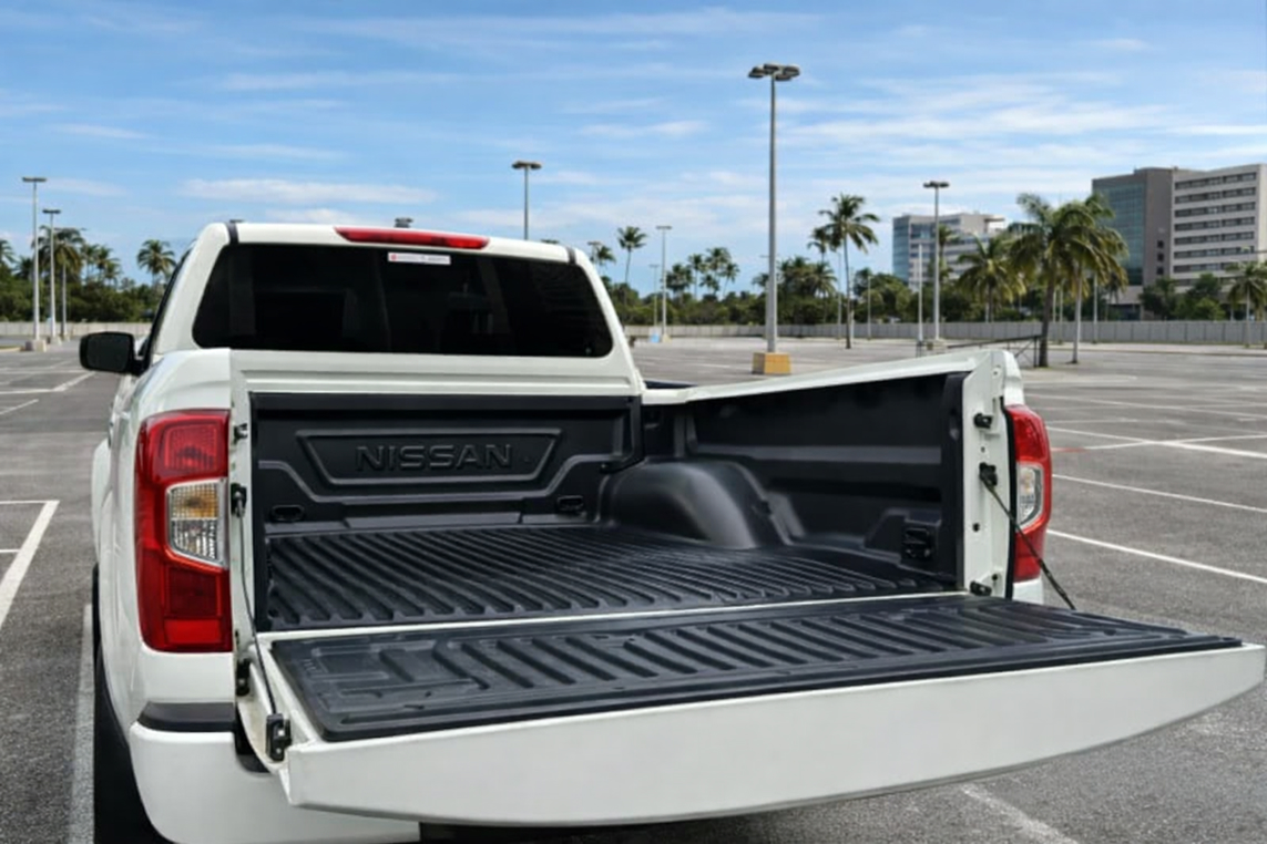 Nissan Navara - Image 5